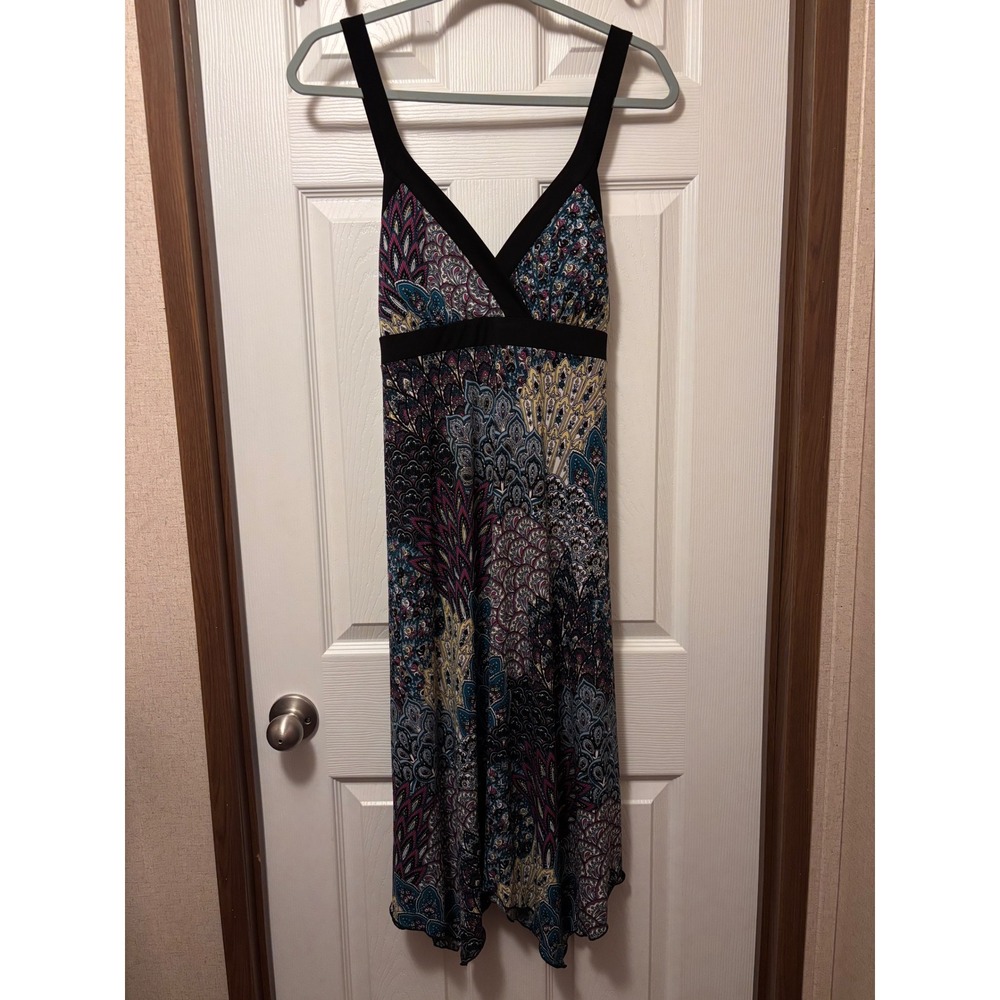 AGB Dress Women's 10 Multicolor Paisley Handkerchief Hem V-Neck Midi Dress